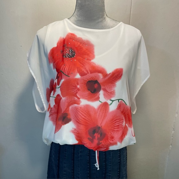dressbarn Tops - #0239 dressbarn White and Red Blouse Elegant Floral Design-S